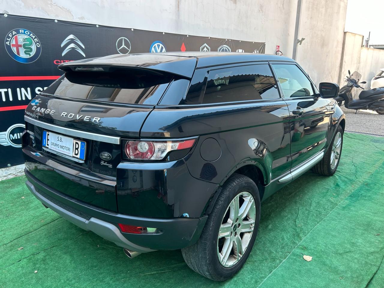 Land Rover Range Rover Evoque LAND ROVER EVOQUE 2.2 DIESEL R-DYNAMIC