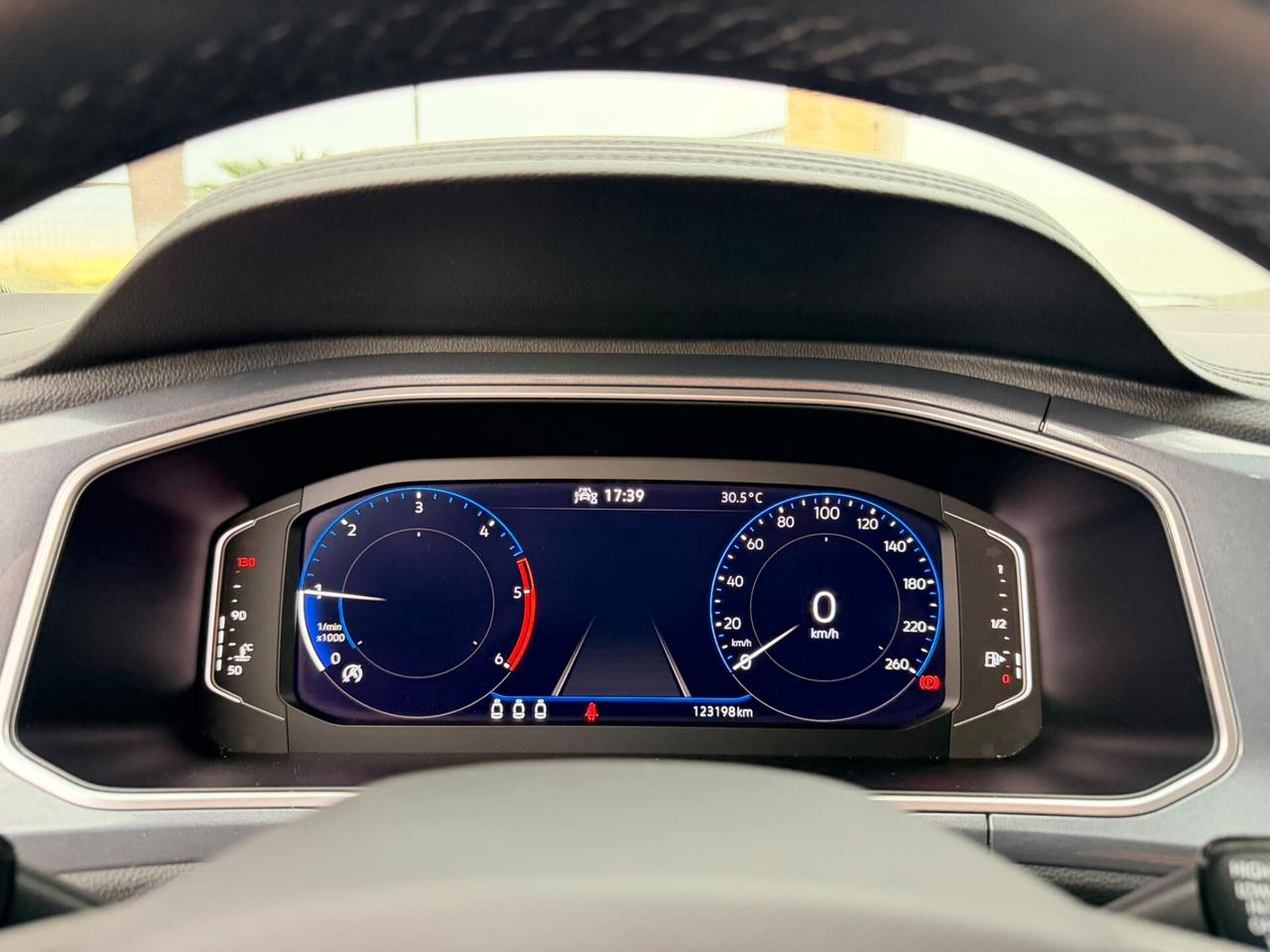Volkswagen T-Roc 2.0 TDI SCR Style Virtual/Led