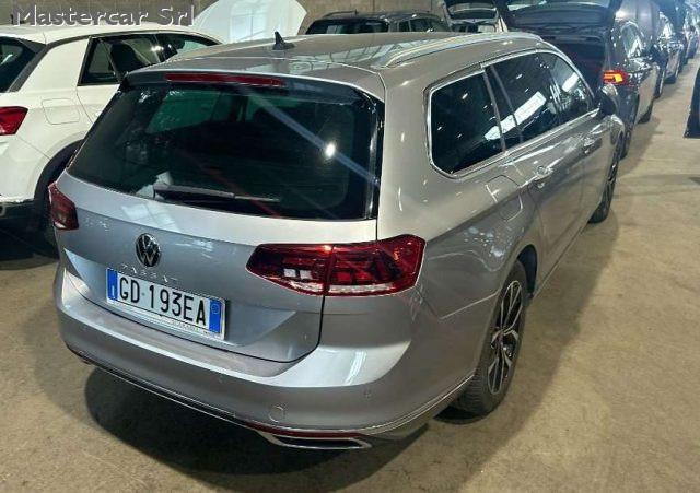 VOLKSWAGEN Passat Variant Variant 2.0 tdi Executive 150cv dsg - GD193EA