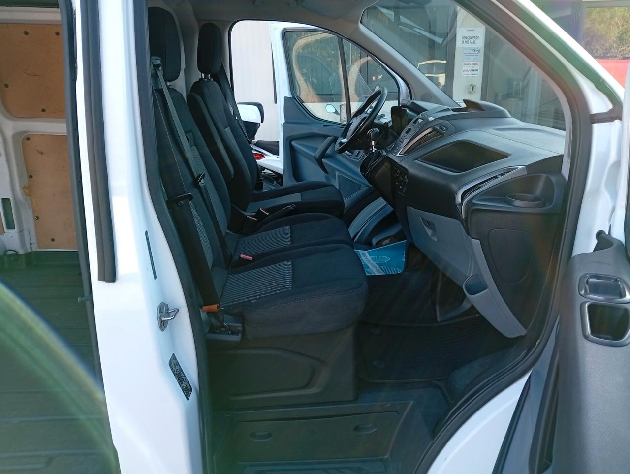 Ford Tourneo Custom 310 2.0 TDCi 130CV PC Trend