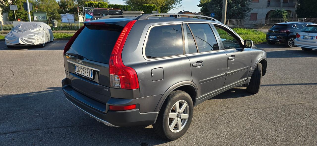 Volvo XC 90 XC90 2.4 D5 185 CV aut. AWD Executive
