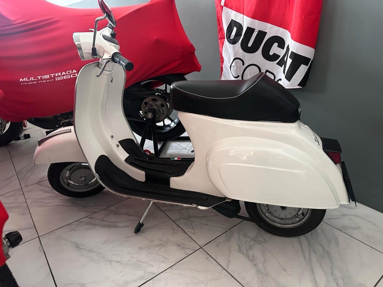 Vespa 50 Special - Completamente restaurata