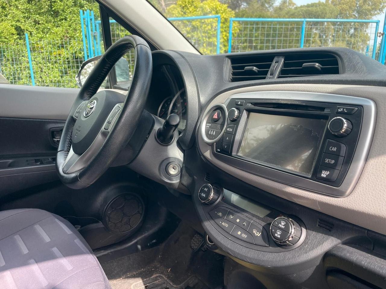 Toyota Yaris 1.4 D-4D 5 porte Lounge
