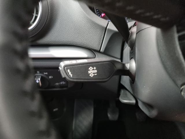 AUDI A3 SPB 35 TFSI COD Business