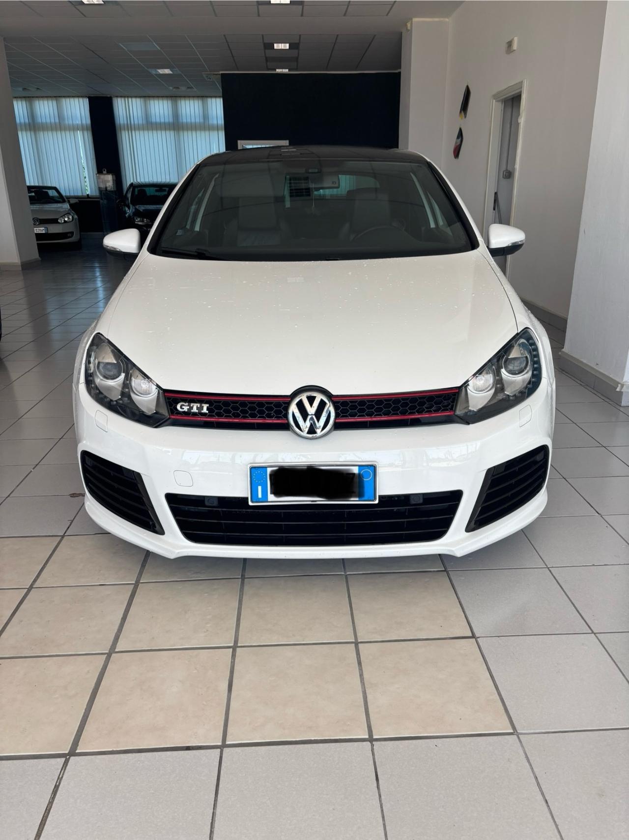 Volkswagen Golf GTI Golf 2.0 TSI DSG 3p. GTI