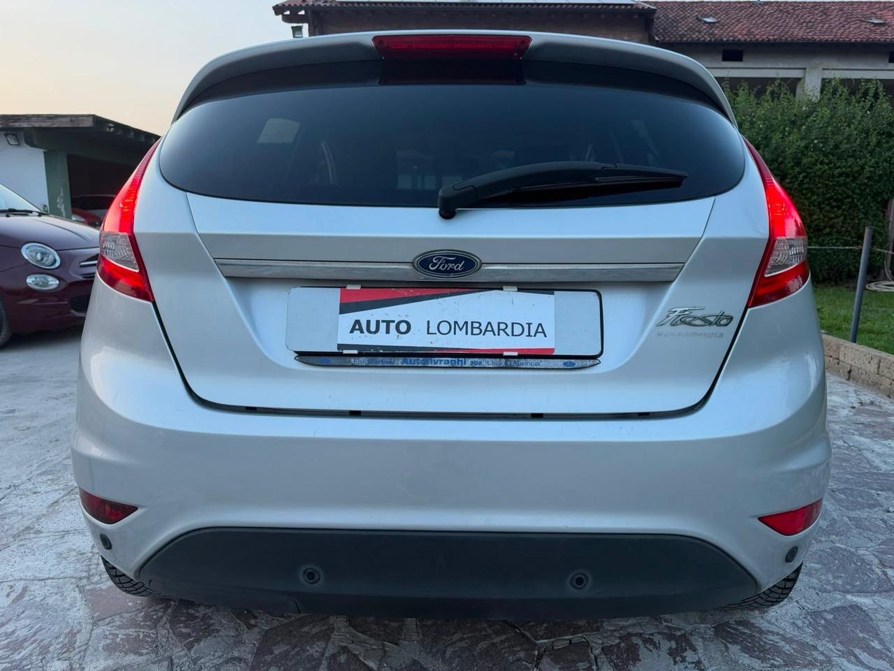 Ford Fiesta 1.2 82 CV 5 porte Titanium neopatentati