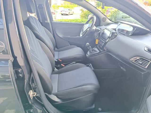 LANCIA Ypsilon 1.2 69 CV 5 porte GPL Ecochic Gold
