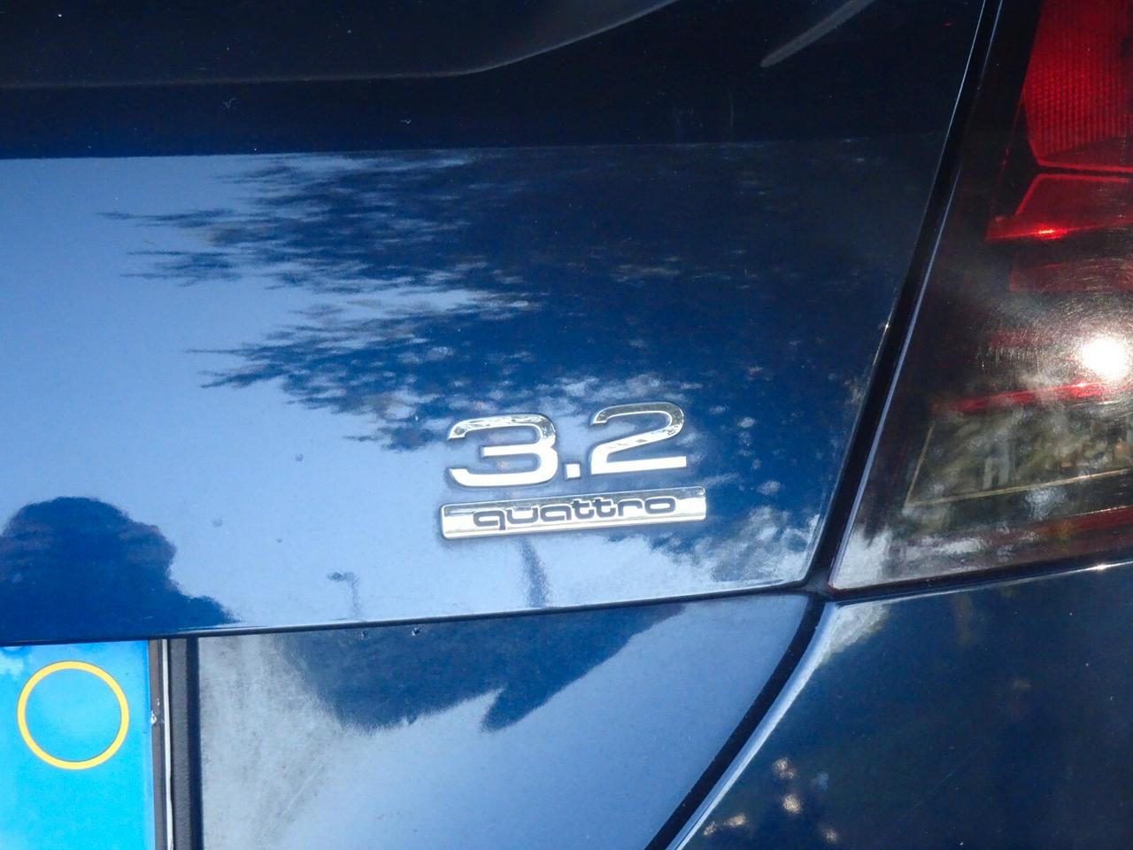 Audi TT Coupé 3.2 V6 quattro