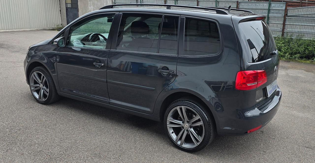 Volkswagen Touran 1.4 TSI Highline EcoFuel