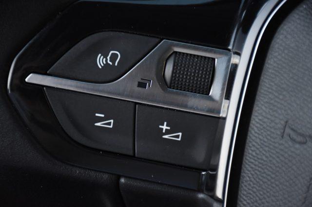 PEUGEOT 208 motore elettrico 136 CV 5 porte Active