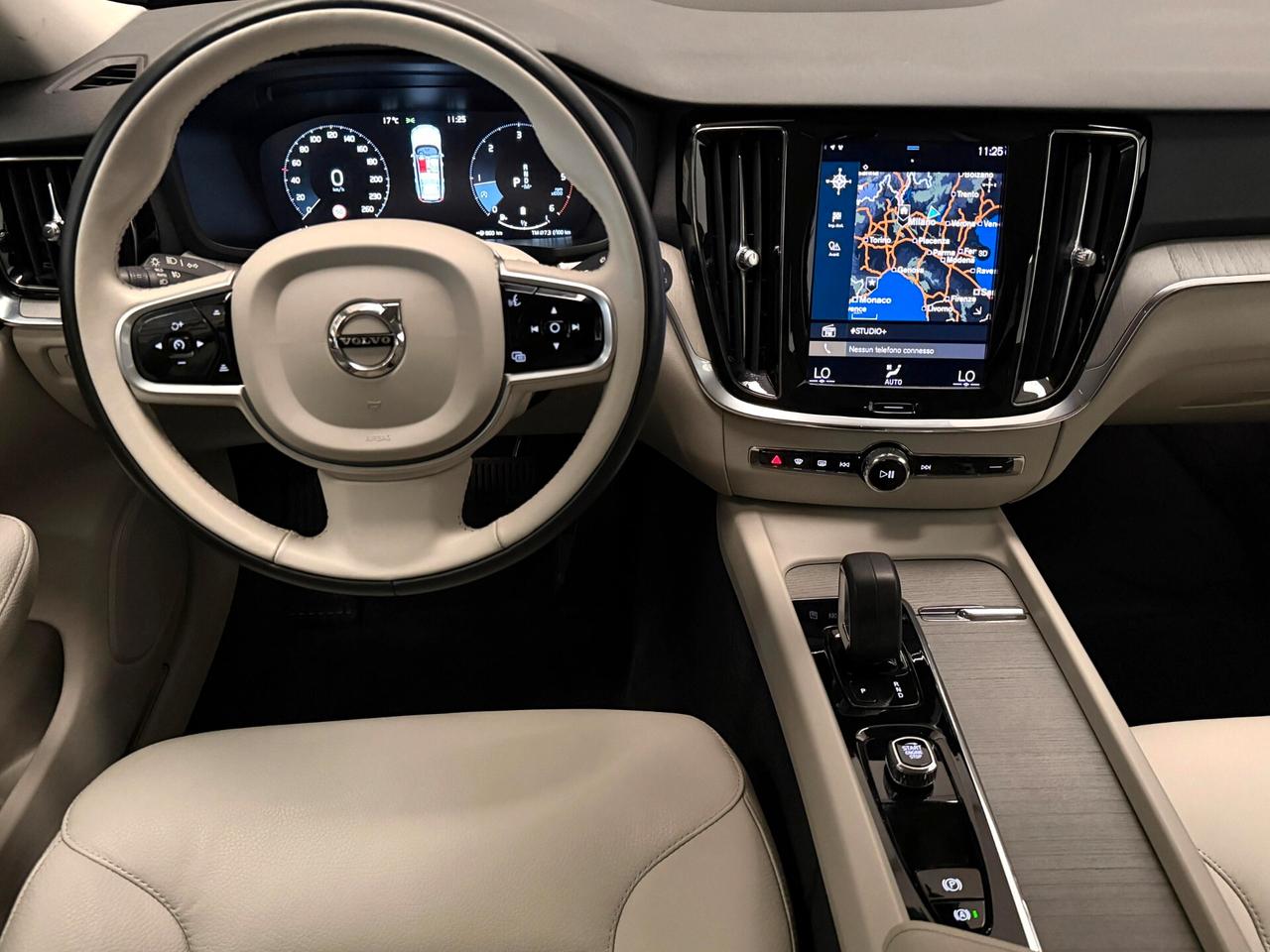 Volvo V60 Cross Country B4 (d) AWD automatico Ultimate