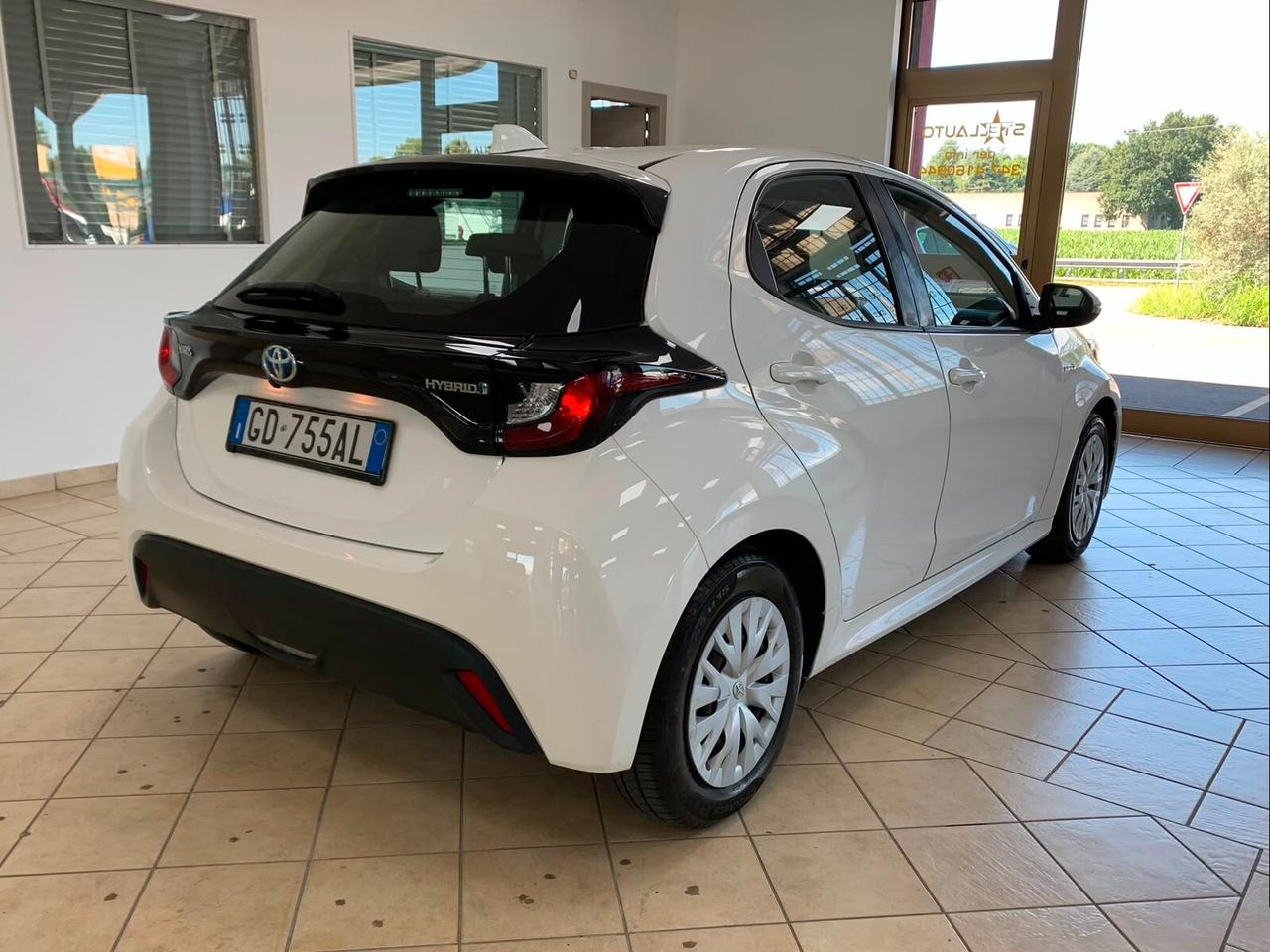 Toyota Yaris 1.5 Hybrid 5p. Business *IVA DEDUCIBILE*