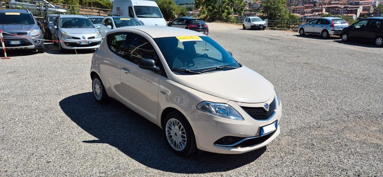 Lancia Ypsilon 1.3 MJT 95CV Gold-12/2016-km 86.000