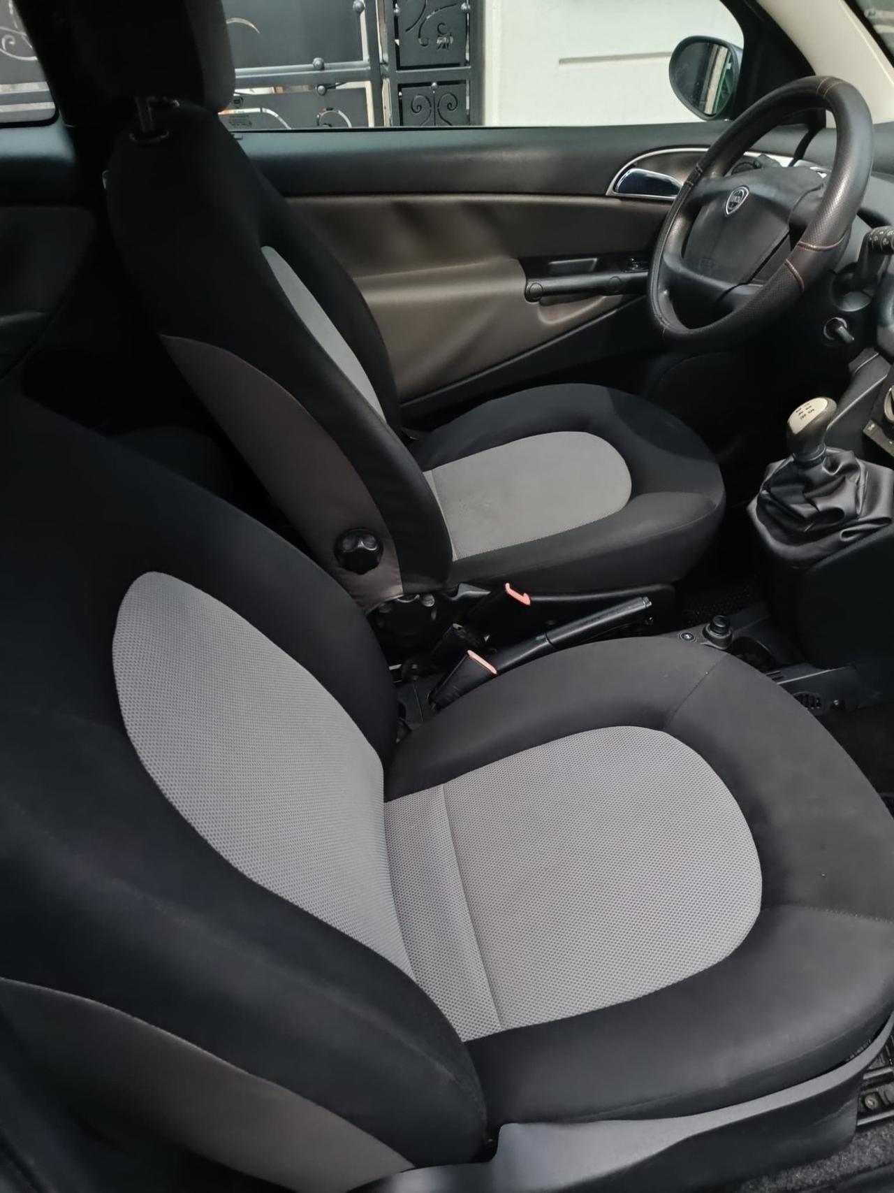 Lancia Ypsilon 1.2 GPL