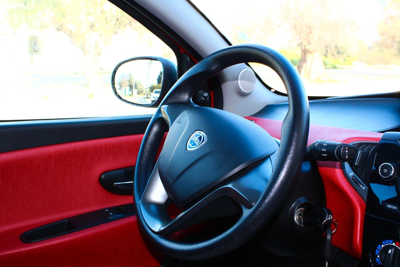 Lancia Ypsilon 1.3 MJT 16V 95 CV 5 porte S&S Platinum