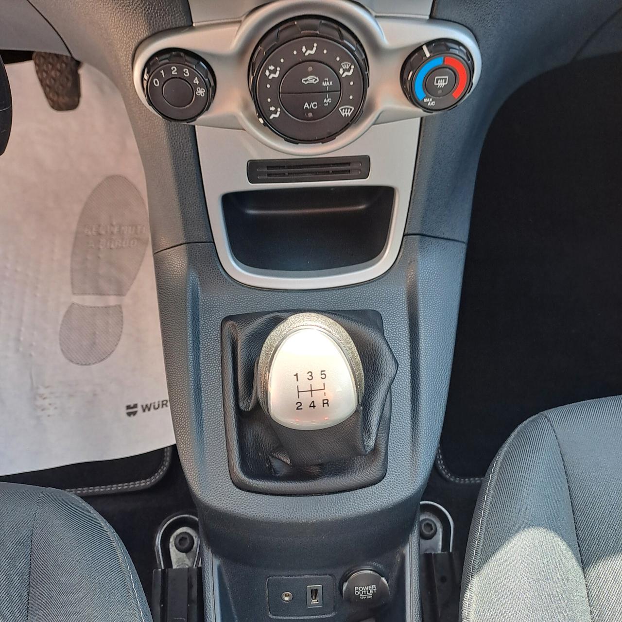 Ford Fiesta 1.2 Bz 60cv Titanium