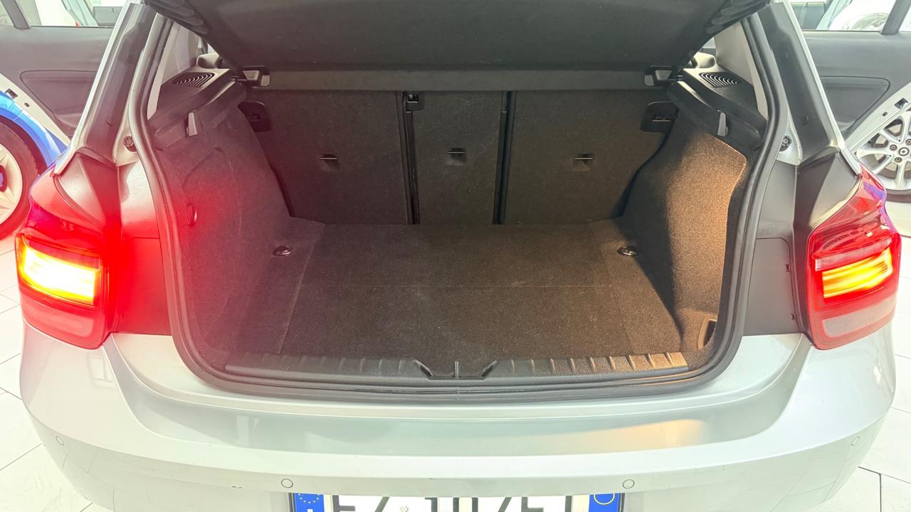 Bmw 118 120d 5p. Sport