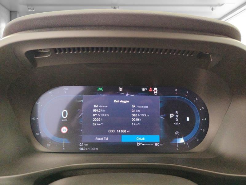 Volvo XC40 2.0 B3 Essential automatico