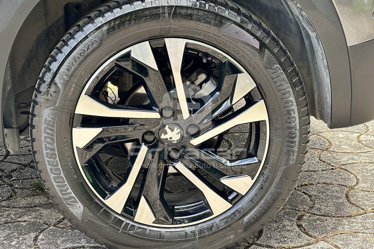 PEUGEOT 2008 BlueHDi 110 S&S GT