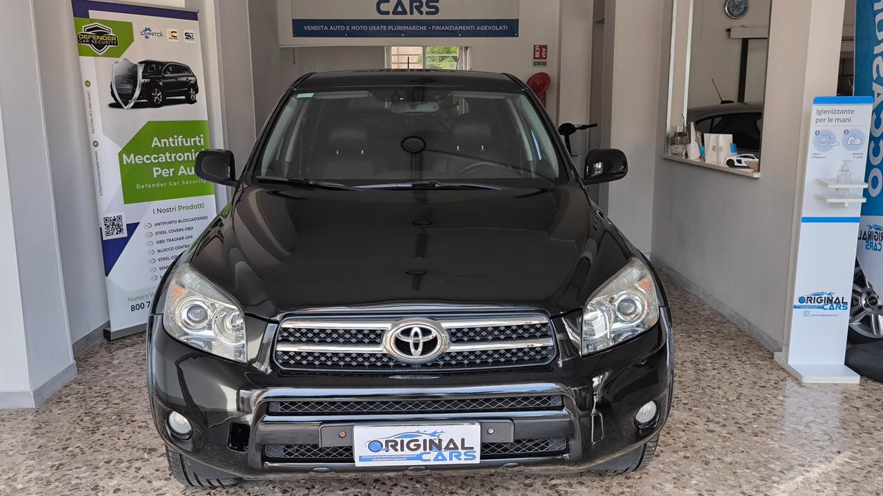 Toyota RAV 4 RAV4 2.2 D-4D 177 CV Luxury