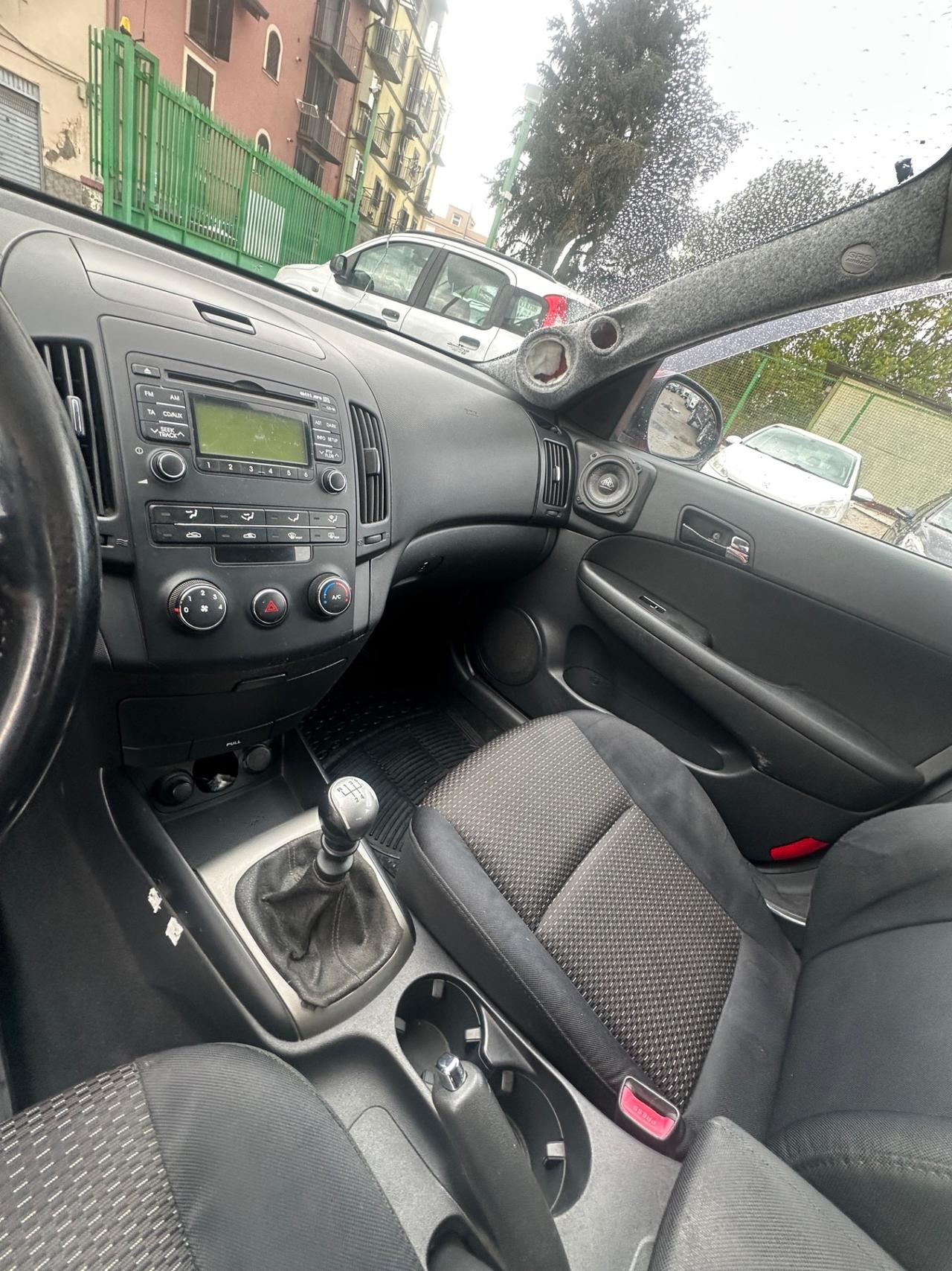 Hyundai i30 1.6 CRDi VGT 16V 90CV 5p. Active