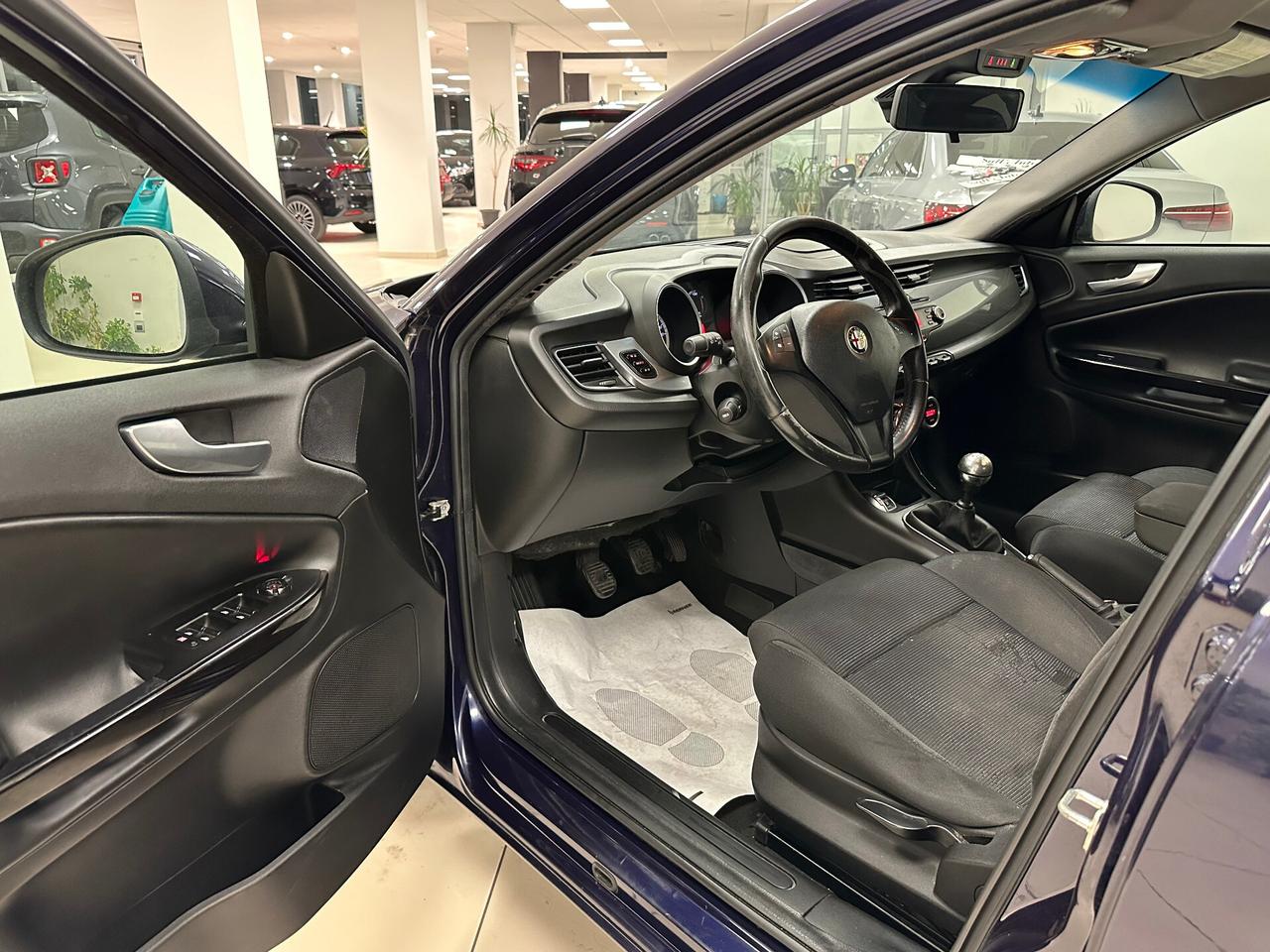 Alfa Romeo Giulietta 1.6 JTDm-2 105 CV Distinctive - 2013