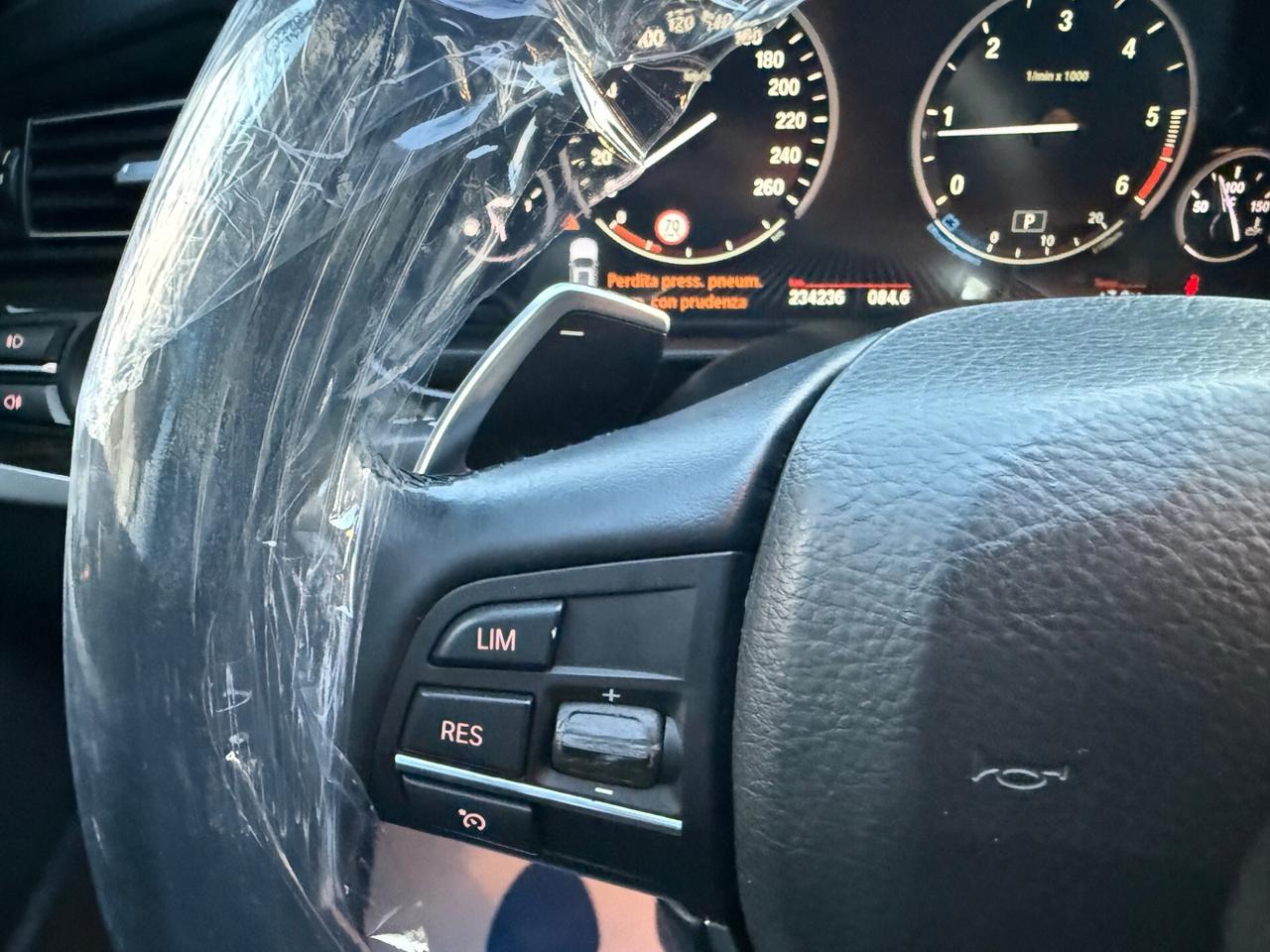 Bmw 520 520d Touring LUXURY -2.0 Diesel 190 CV -Automatica