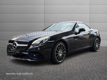 Mercedes-Benz SLC 180 AMG Line