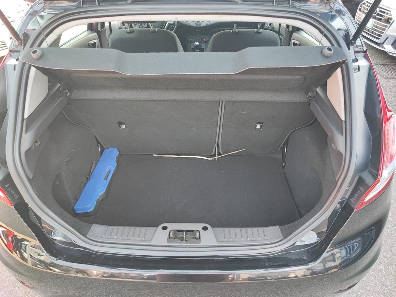 Ford Fiesta 1.4 5 porte Bz.- GPL