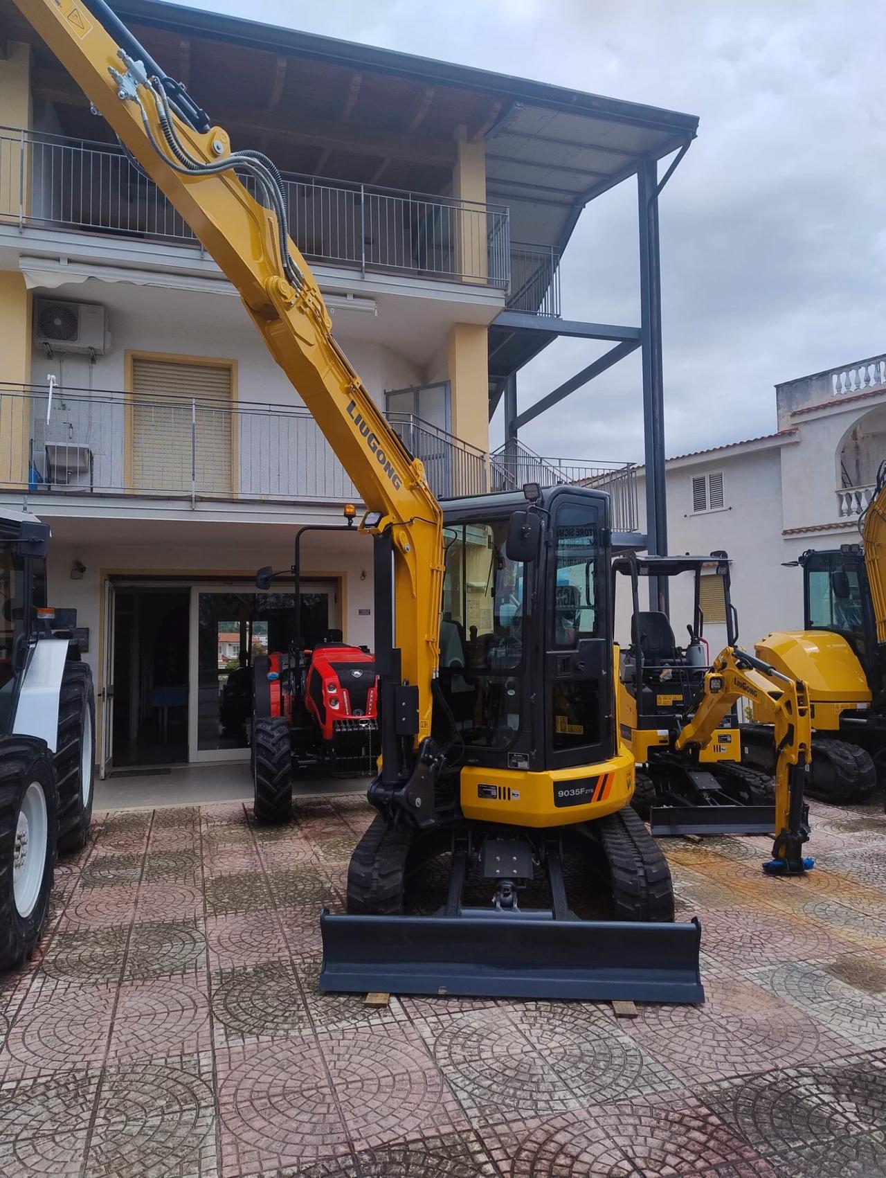Escavatore Nuovo LiuGong 9035F (39 Quintali)