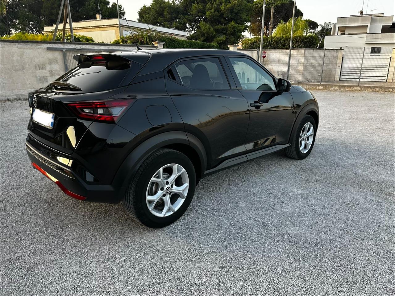 Nissan Juke 1.0 DIG-T 114 CV Tekna