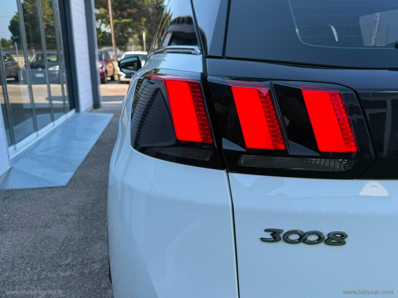 PEUGEOT 3008 BlueHDi 130 S&S GT Line