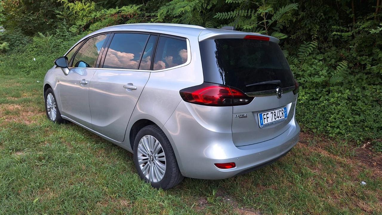 OPEL ZAFIRA TOURER 1.4T. COSMO