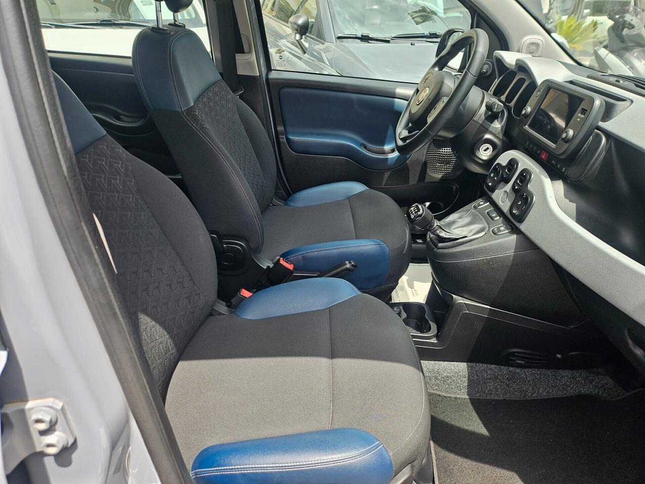 Fiat Panda 1.0 FireFly S&S Hybrid City Cross 05/2022