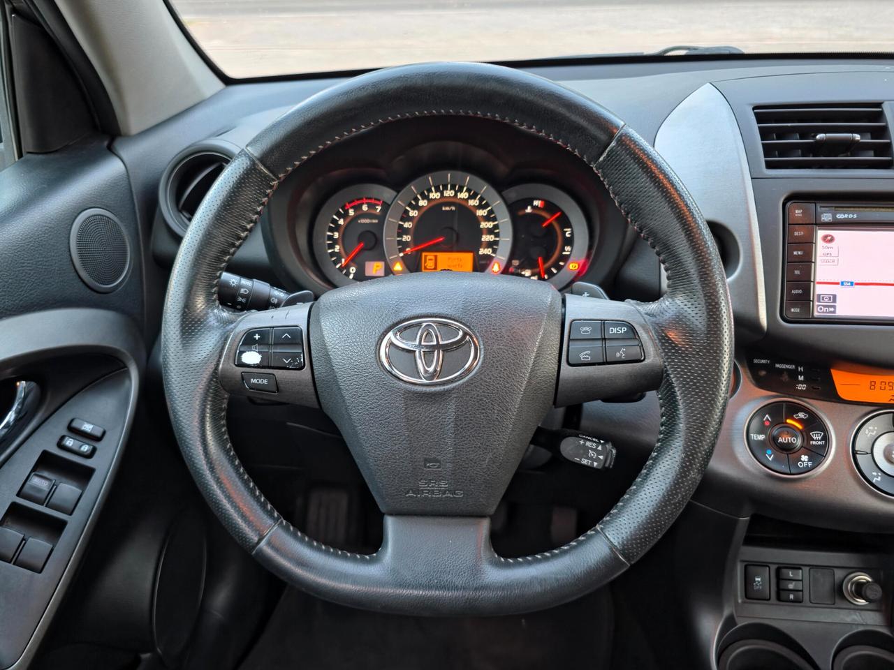 Toyota RAV 4 RAV4 Crossover 2.2 D-Cat A/T 150 CV Luxury E5 Automatica 2009