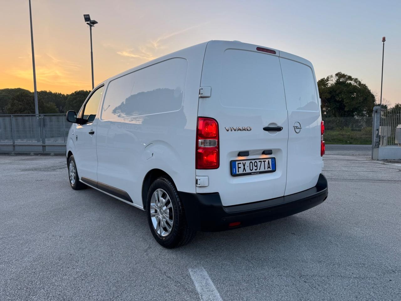 Opel Vivaro 1.5 Diesel 120CV S&S PC-TN S Furgone Essentia