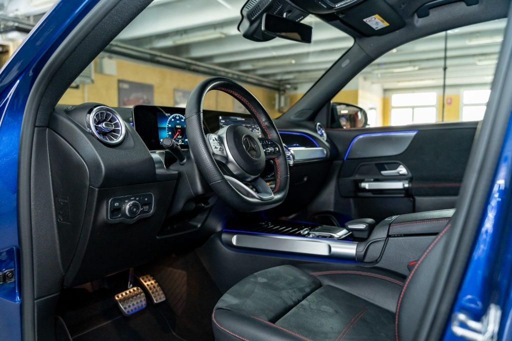 MERCEDES-BENZ GLB 200 Automatic Premium