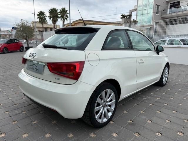Audi A1 1.6 TDI 105 CV Ambition 2011