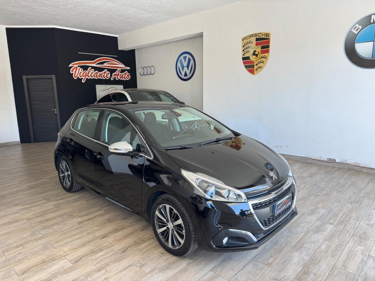 Peugeot 208 BlueHDi 100 5 porte GT Line