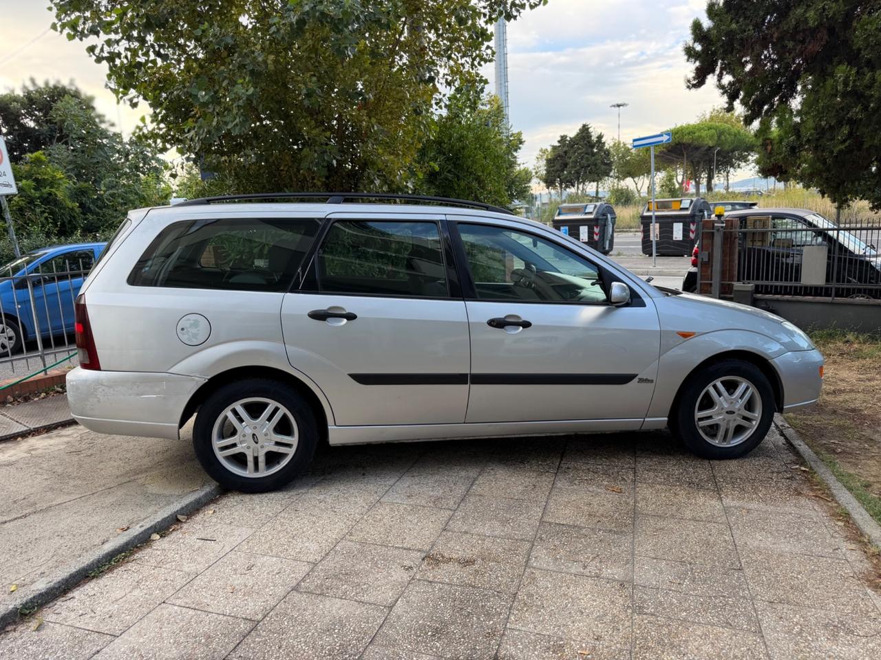 Ford Focus 1.8 TDDi cat SW Ghia