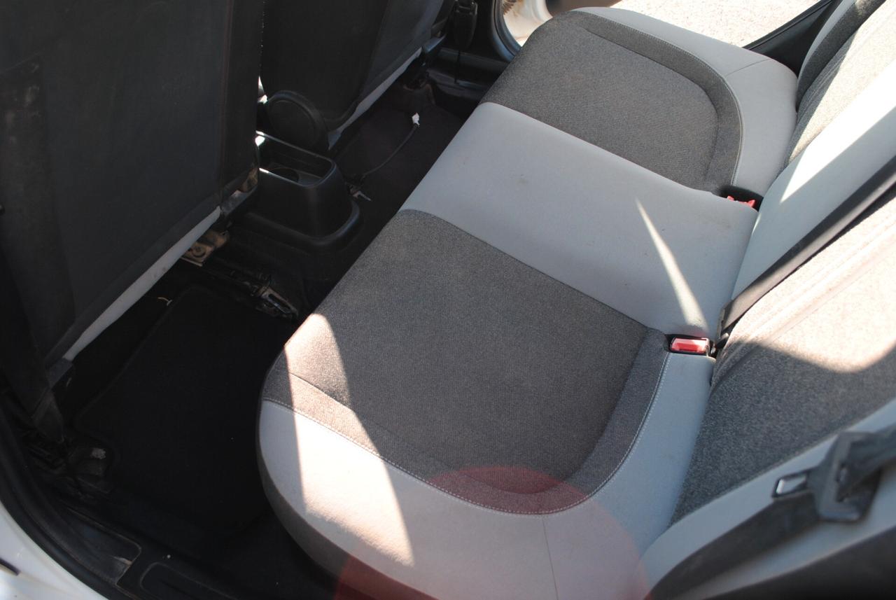 FIAT PUNTO 1.4 BENZ/GPL 77 CV OK NEOPATENTATI