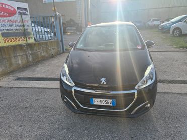 Peugeot 208 PureTech 82 5 porte Allure