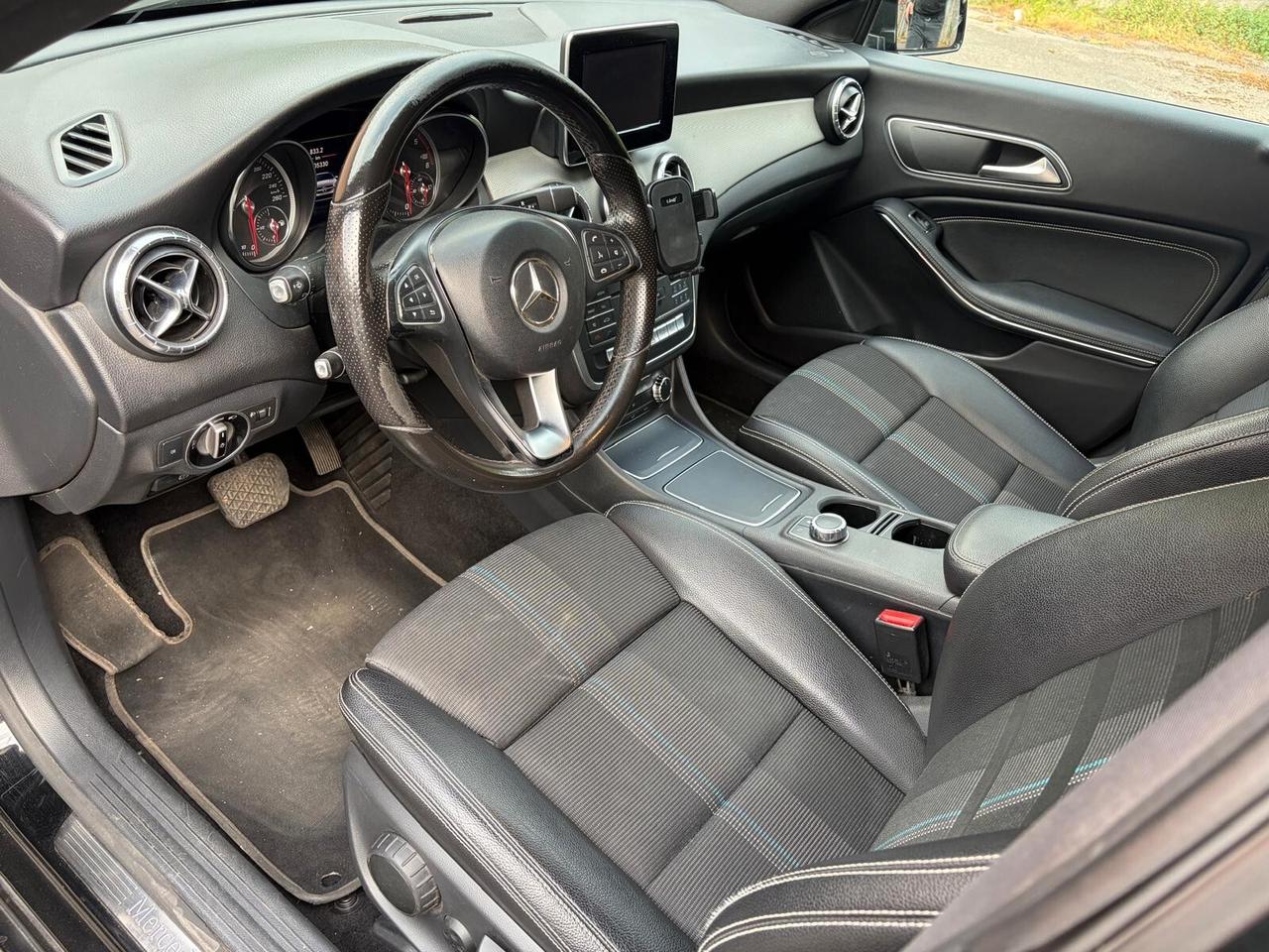 MERCEDES CLA 180 D AUTOMATIC BUSINESS