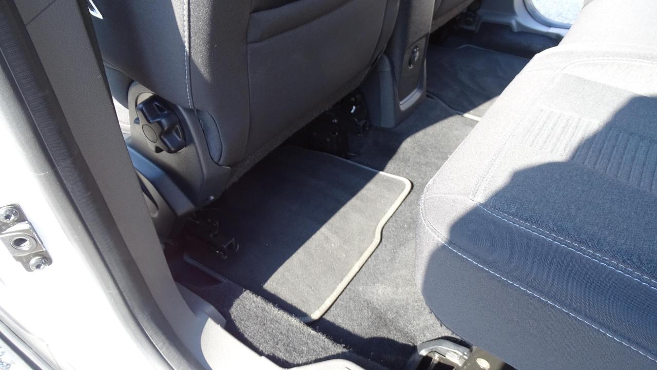 FORD Tourneo Connect Gran 1.5 tdci 120cv Active