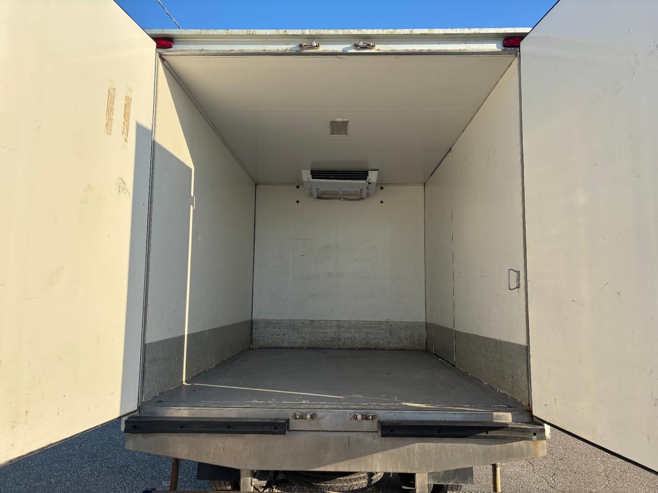 IVECO DAILY FRIGO