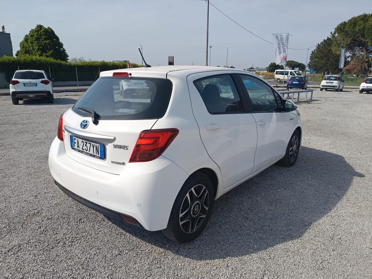 Toyota Yaris GPL HYBRID A/T Tua a 186€/Mese
