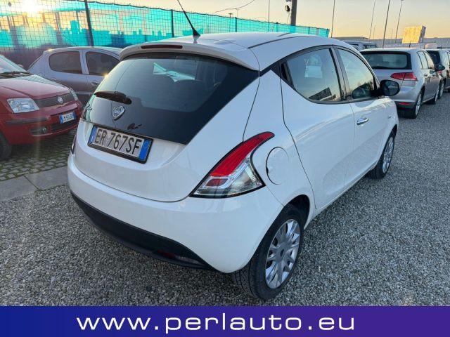 LANCIA Ypsilon 1.2 69 CV 5 porte Platinum