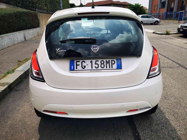 LANCIA Ypsilon 1.2 69 CV 5 porte Silver