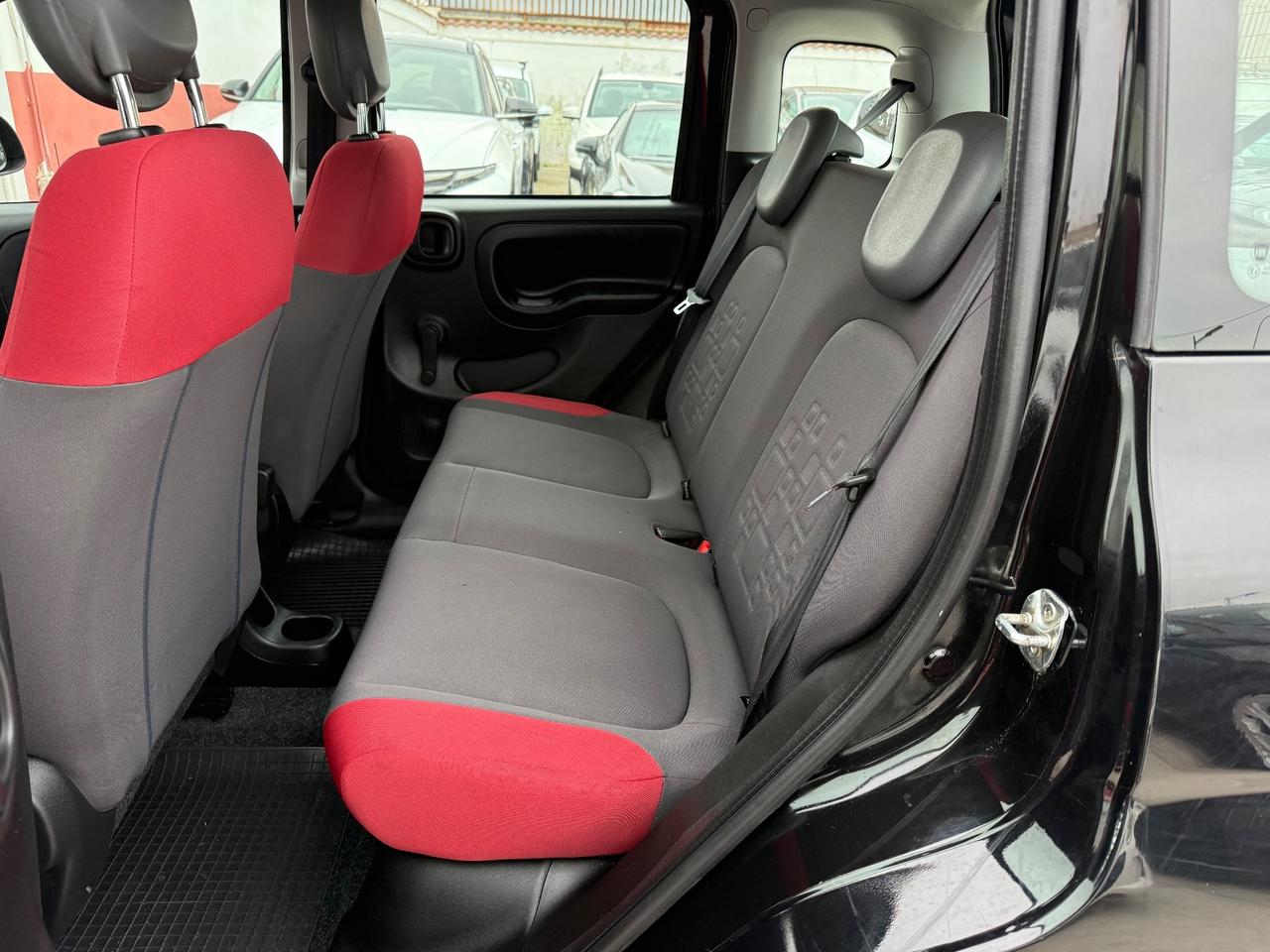 Fiat Panda 0.9 TwinAir Turbo Natural Power Lounge