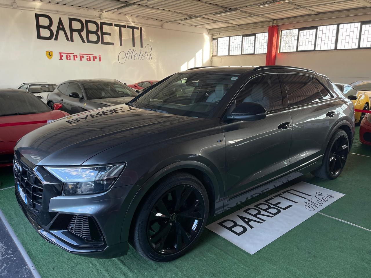 Audi Q8 50 TDI S Line Quattro Gancio PERMUTE RATE